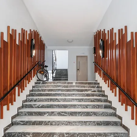 F & B Collection - Luxury Apartament Salonic